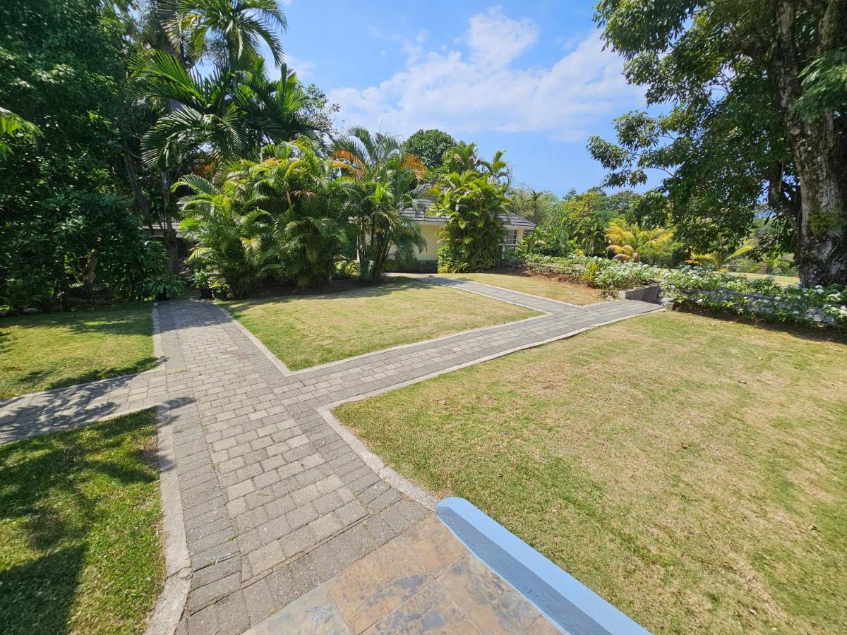 Spicy Hill Villa Port Antonio Exterior foto